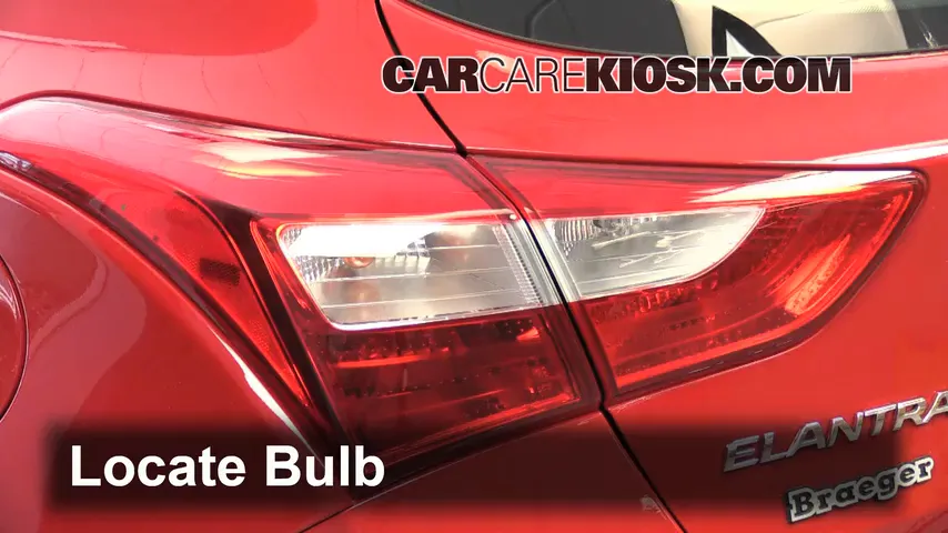2013 Hyundai Elantra GT 1.8L 4 Cyl. Hatchback (4 Door) Lights